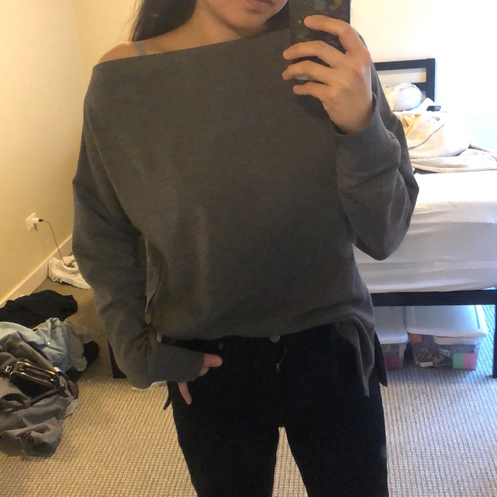 Caslon long sleeve grey sweater